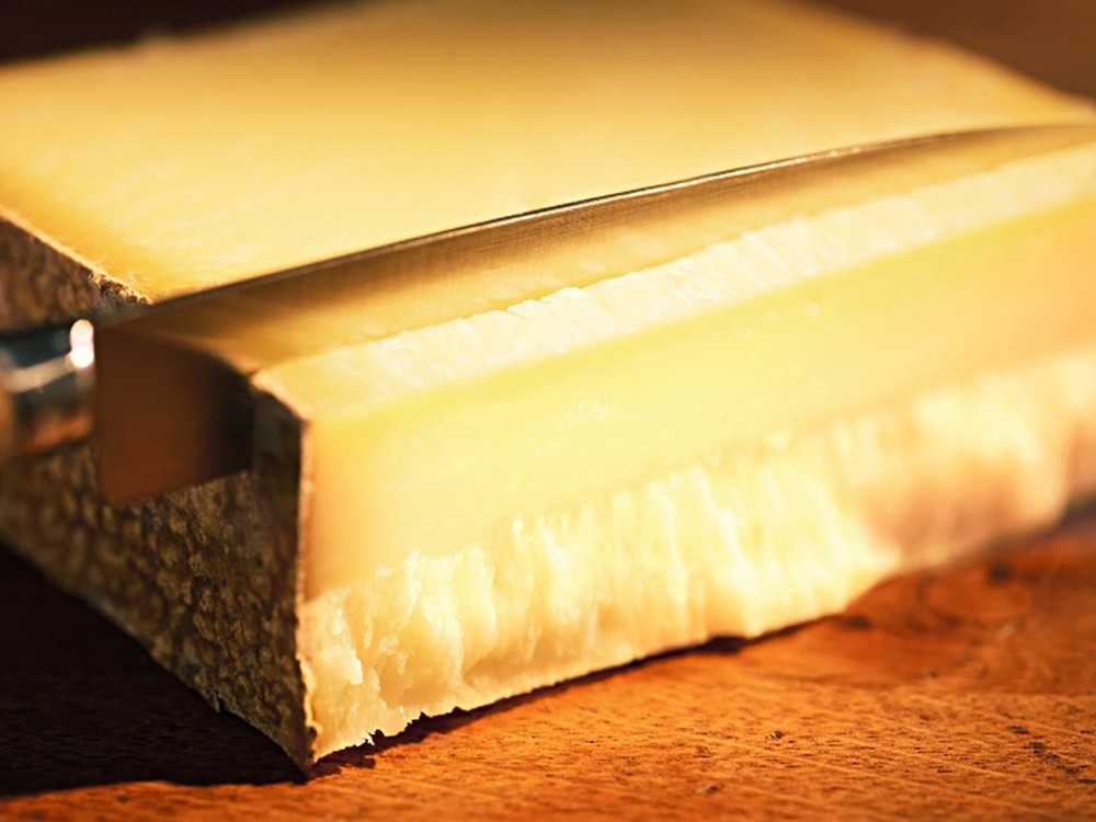 Le Gruyére Switzerland AOP Mild Cheese