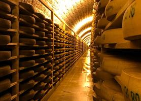 Thumbnail for The Role of Cheese Aging in Fine Dining